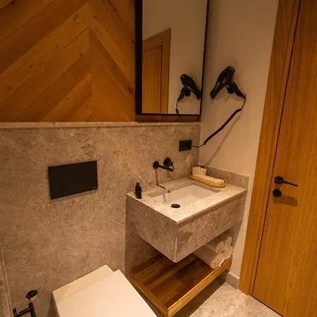 Hotel Leone Cunda Edition *